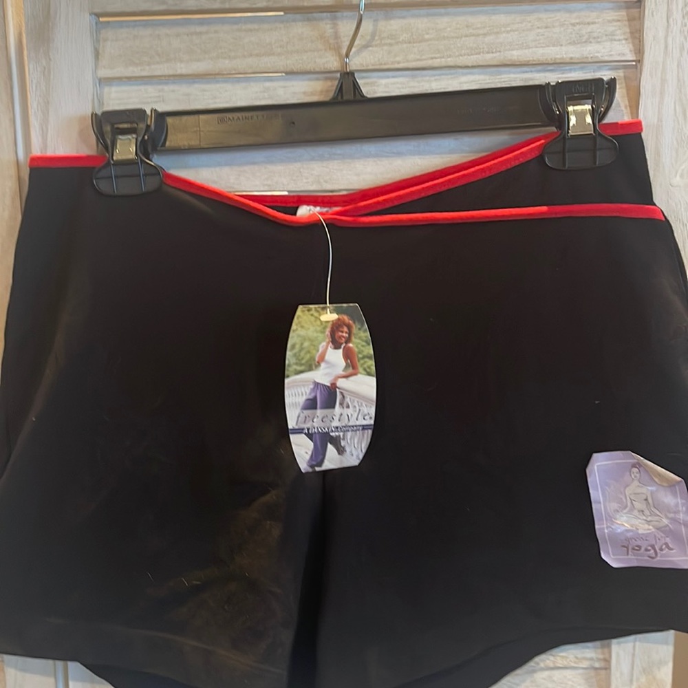 Freestyle New Yoga shorts